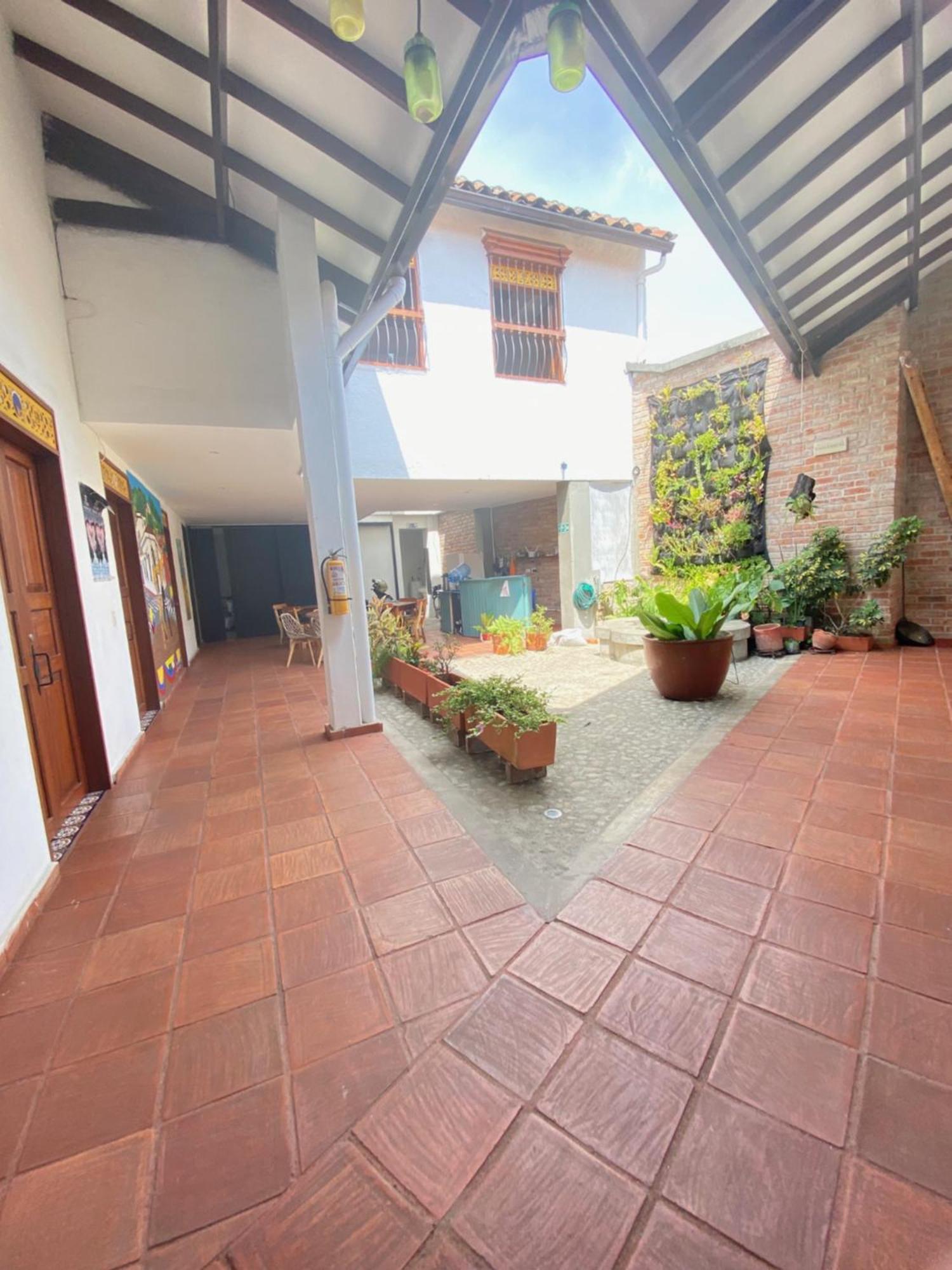 Hotel Casa Bresse Cali Bagian luar foto