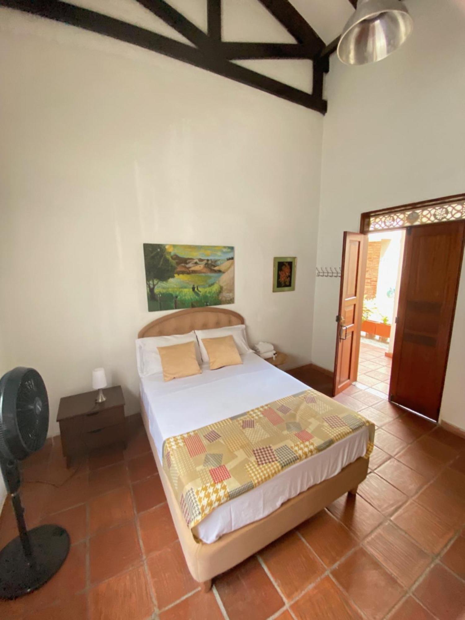 Hotel Casa Bresse Cali Bagian luar foto