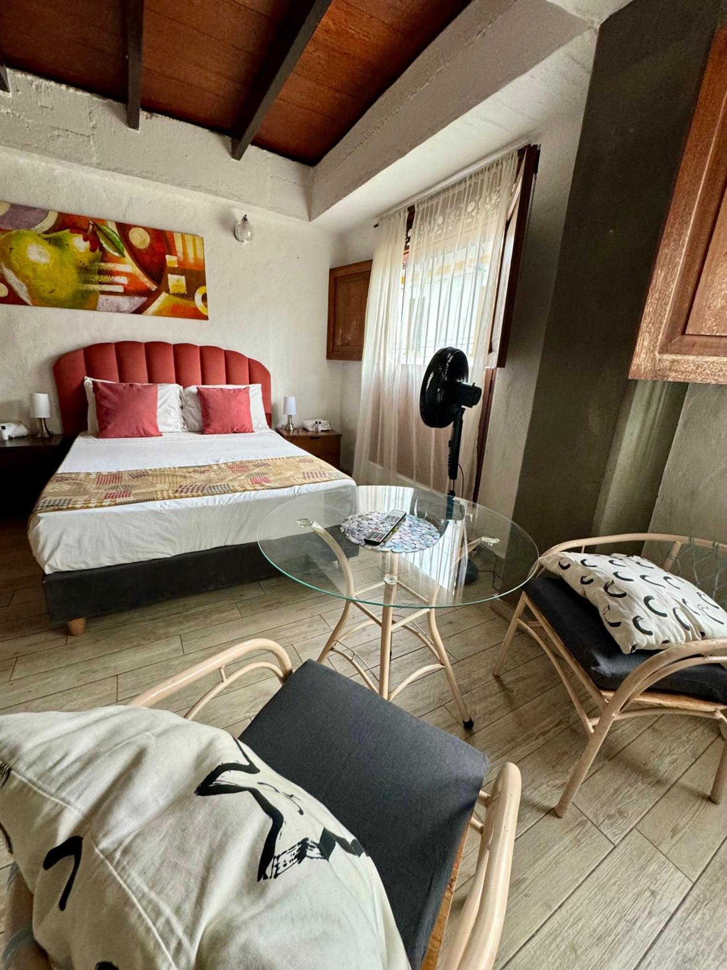 Hotel Casa Bresse Cali Bagian luar foto