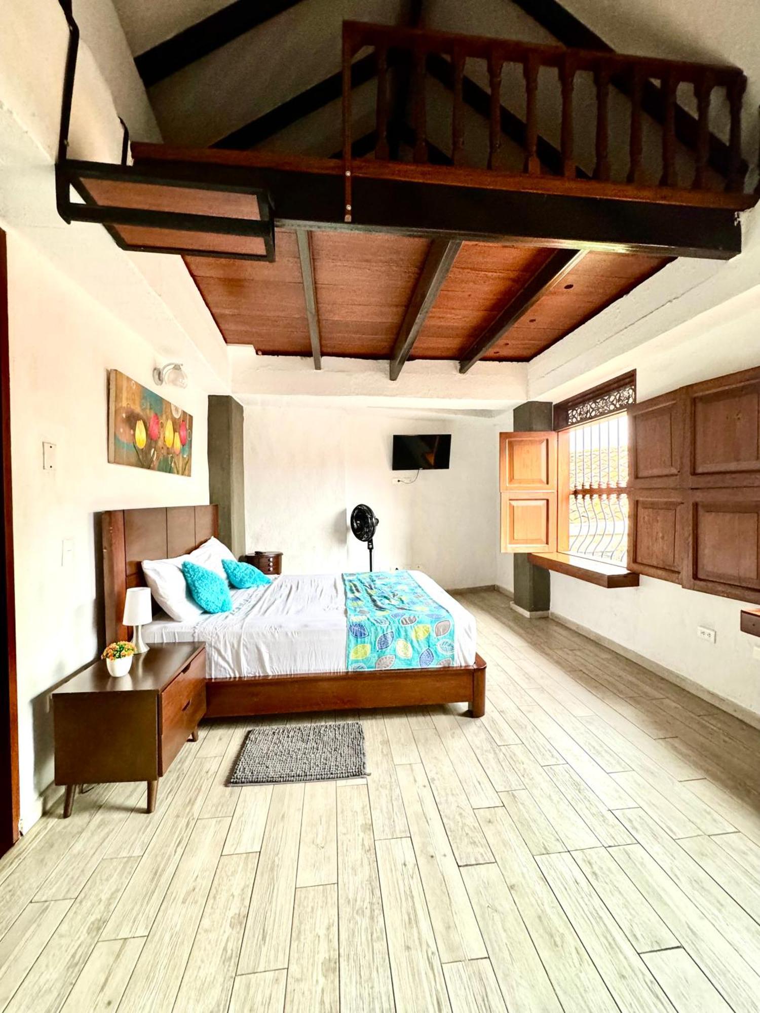 Hotel Casa Bresse Cali Bagian luar foto