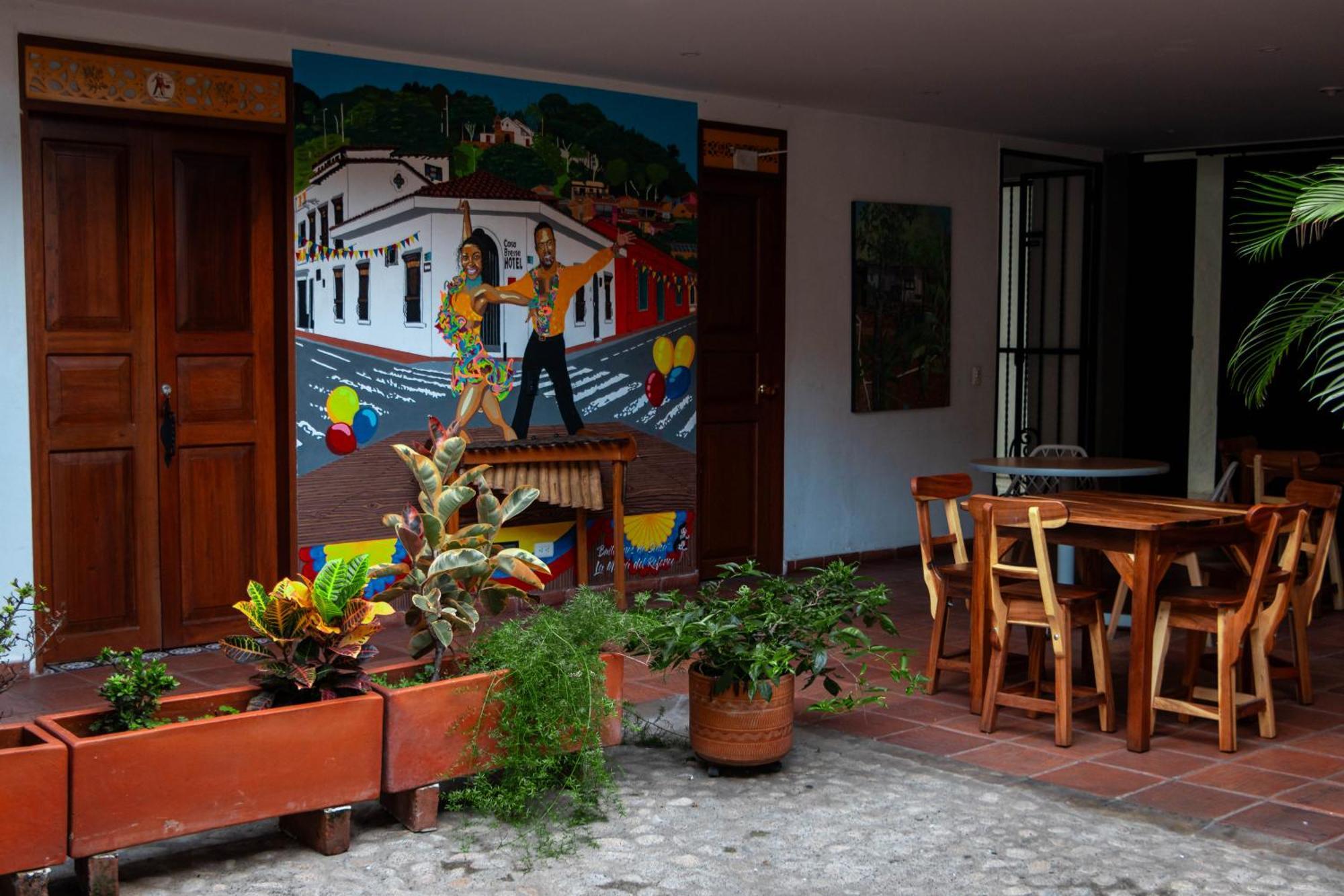 Hotel Casa Bresse Cali Bagian luar foto